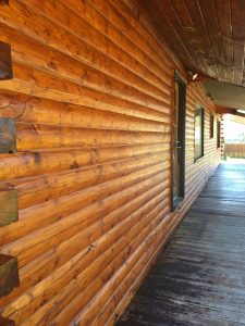 Conceal Textured Wood Caulk for Log Homes